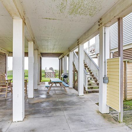 Beachfront Texas Retreat - 2 Decks, Patio And Views! Surfside Beach Dış mekan fotoğraf