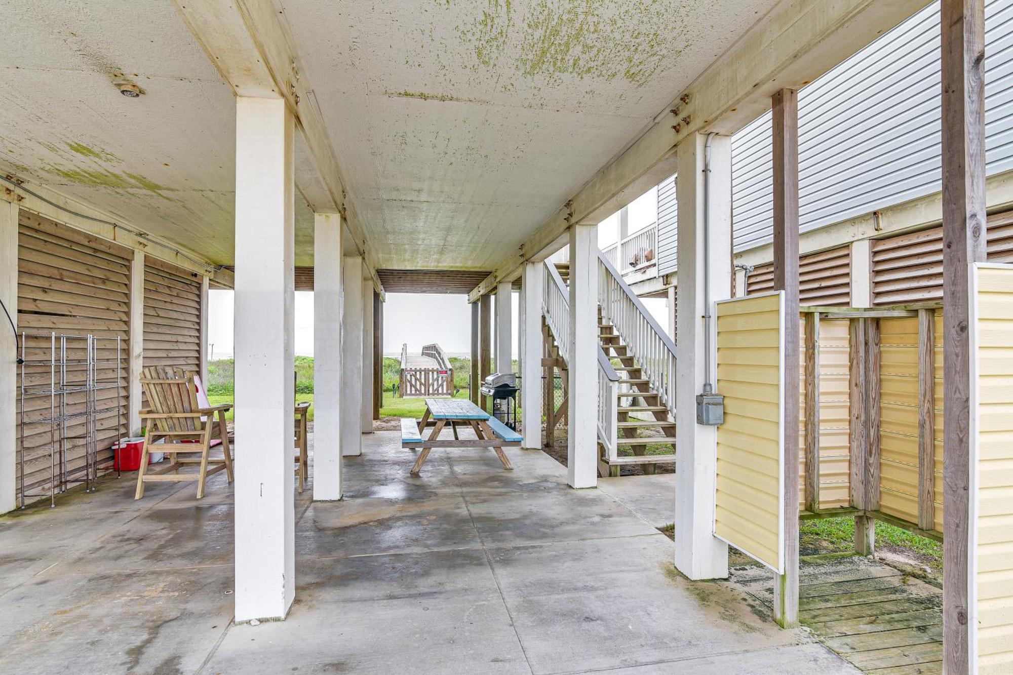 Beachfront Texas Retreat - 2 Decks, Patio And Views! Surfside Beach Dış mekan fotoğraf